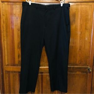 Haggar’s Cool Right Performance Flex Black Pants, Flat Front, Straight Leg 40x29